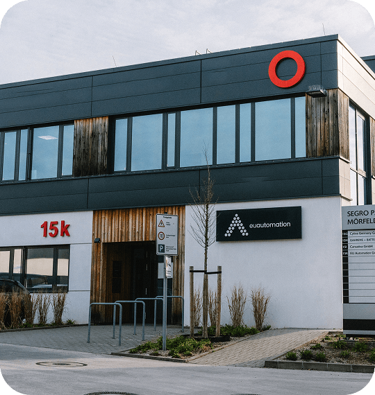 Werkteammitglied mit Warnweste